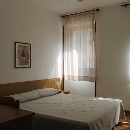 Wohnung In Malcesine Mit Privatstrand Luaran gambar