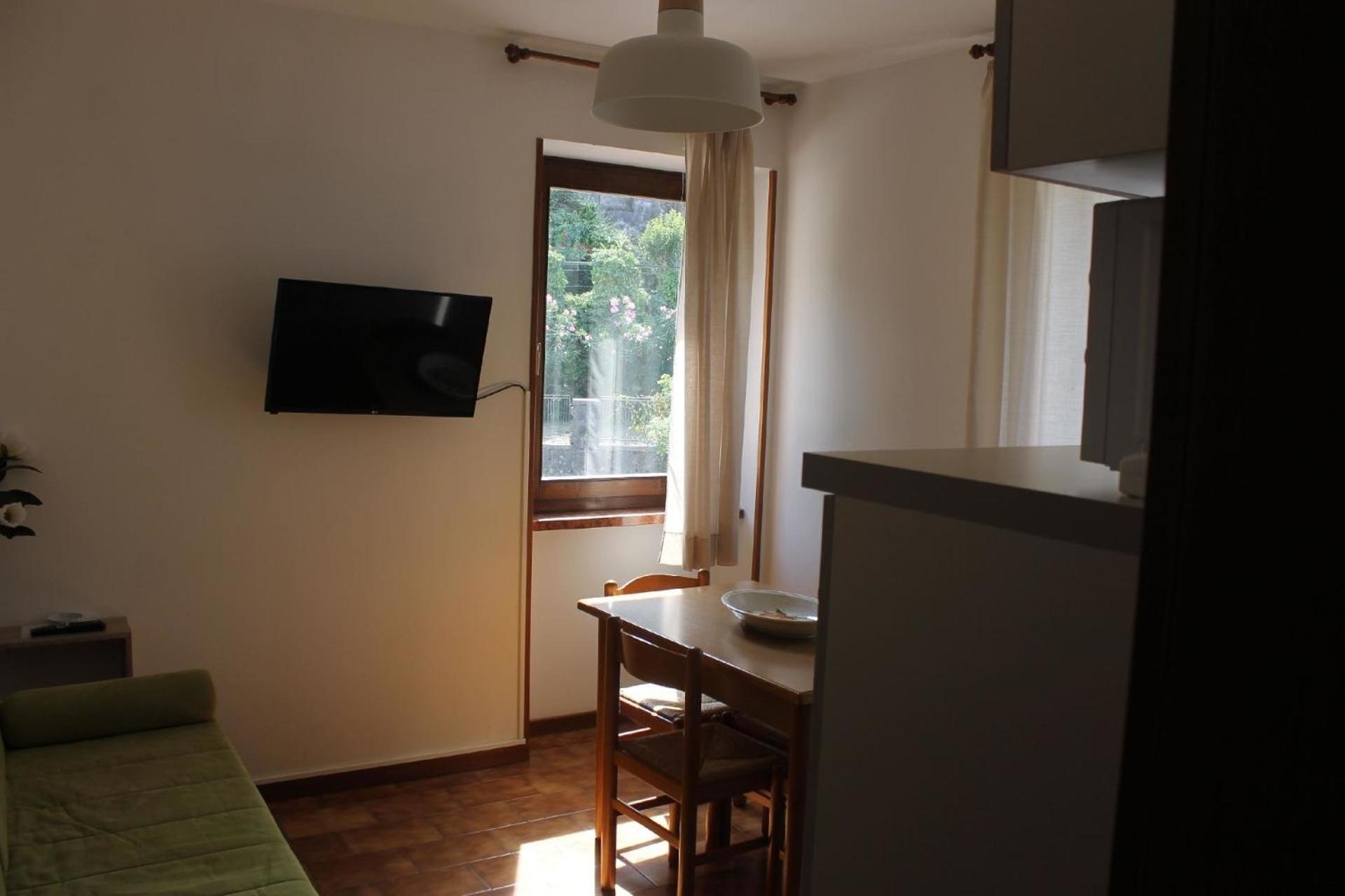 Wohnung In Malcesine Mit Privatstrand Luaran gambar