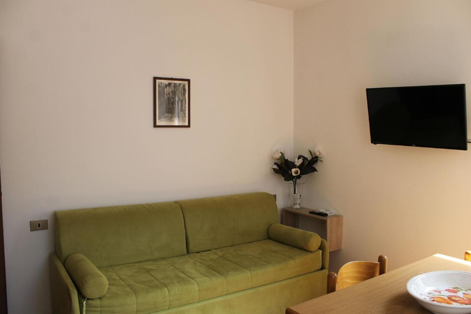 Wohnung In Malcesine Mit Privatstrand Luaran gambar